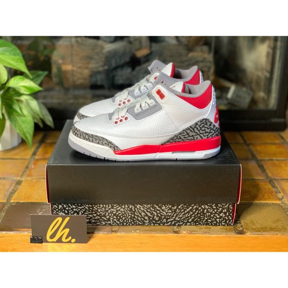 Youth 6.5y Air Jordan Retro 3 “Fire Red” Athletic Basketball Sneakers DM0967-160 - Picture 1 of 10